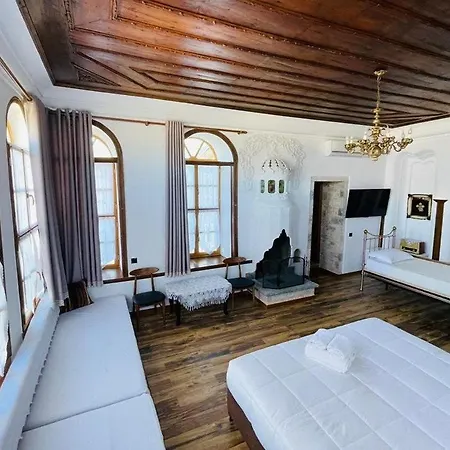 Boutique Praga מלון