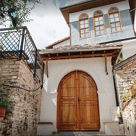 Boutique Praga מלון 3*