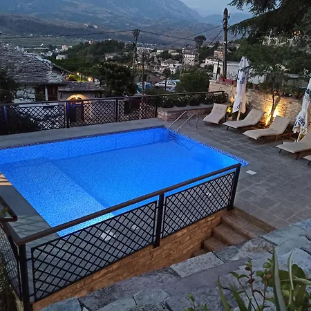 Boutique Praga 3* Gjirokaster