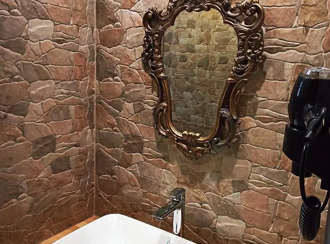 Boutique Praga 3* Gjirokaster